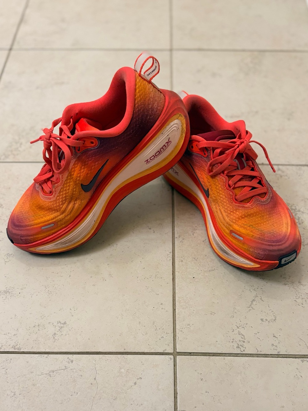 NIKE vomero plus sneakers orange women 6.5